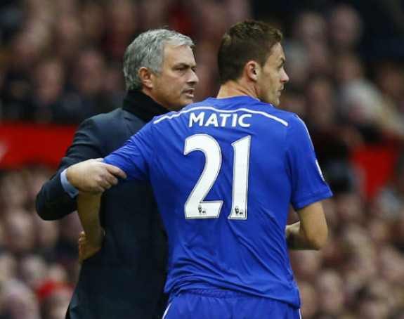 Анализа: Како ће Мурињо сад без ''плућа'' (Матића)?!