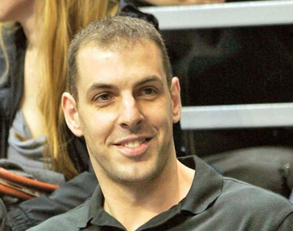 Aleks Marić otišao u Iran!