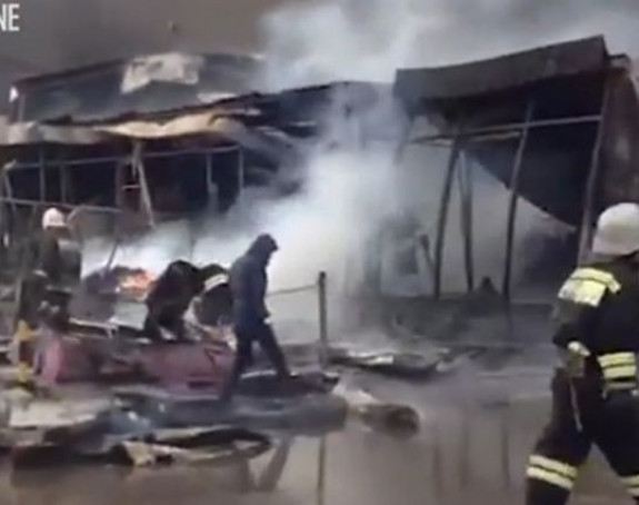 Rusija: Zapalio se tržni centar, ima poginulih
