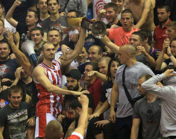 Partizan konačno dobio trofej!