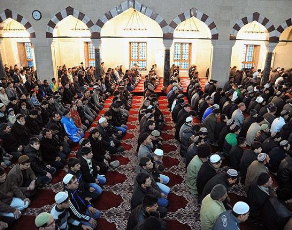 Muslimani od 2070. godine najbrojniji