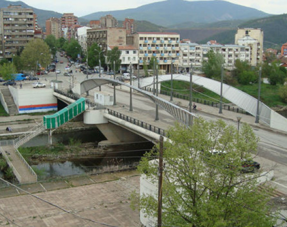 U Kosovskoj Mitrovici, ranjena dva mladića