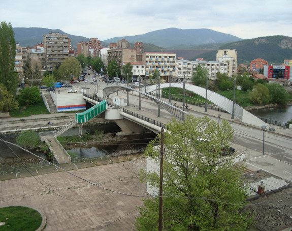 Kosovska Mitrovica: Ukinut pritvor Srbima