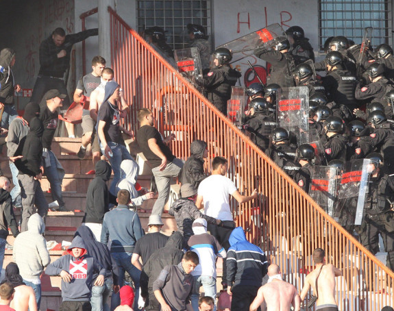 Video: Užasna uvertira 148. Derbija!!!