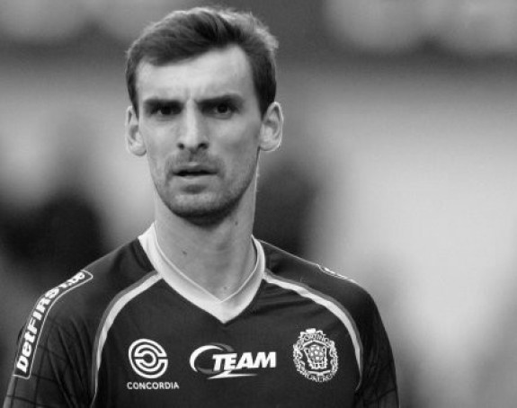 Локерен одао почаст преминулом Мертенсу