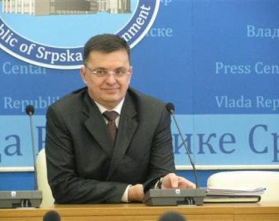 На свој универзитет шаље наш новац?
