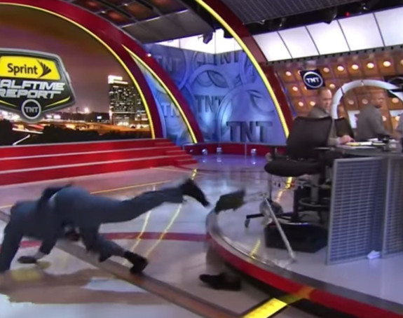 Video: Morate pogledati! Šekov šou nasmijao čitav svijet!