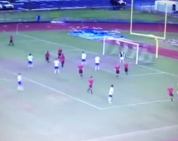 Video: Nestvarno! Asistencija makazicama i gol – makazicama!