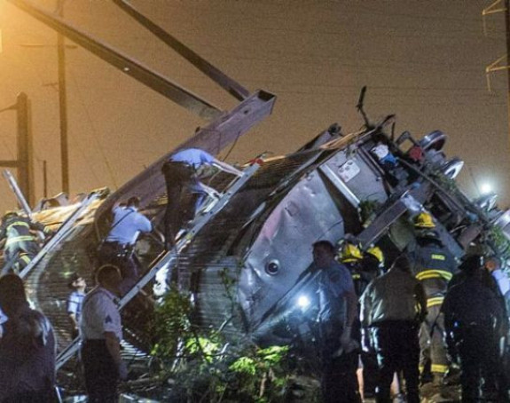 Pet žrtava željezničke nesreće u Filadelfiji