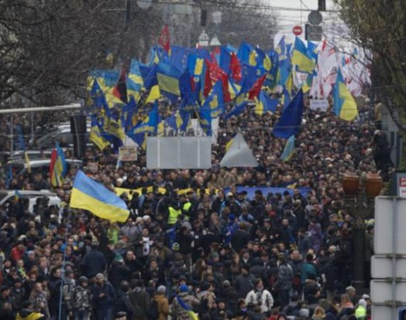 Sukob demonstranata i policije u Kijevu