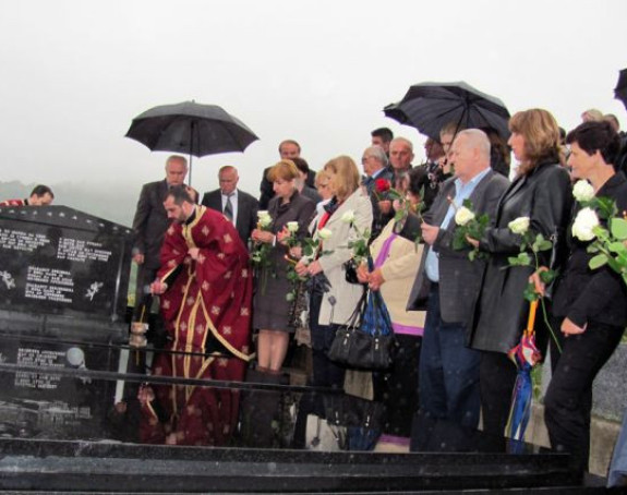 Parastos i cvijeće za 12 banjalučkih beba 