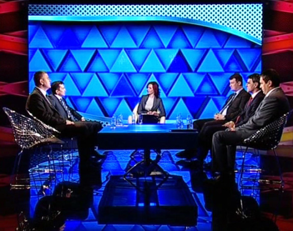 Kraj skupštinske većine ili novi “papci”?