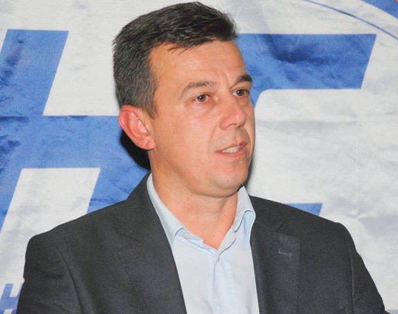 Посланик ДНС-а Милан Дакић уцијењује скупштинску већину!?