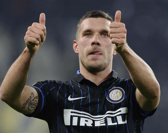Podolski se seli na Bosfor?!