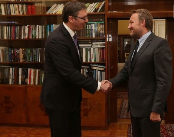 Izetbegović: Vučić je moćan političar