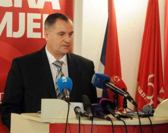 "Obustavljena istraga protiv premijerke"