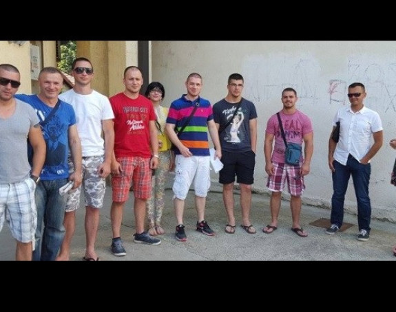 Млади СНС-а Бијељина бјеже из странке