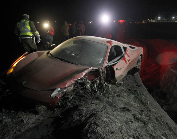 Pijani Vidal i slupani Ferari!