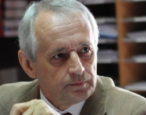 Rajko Vasić: Okreni se sine zemlji svojoj