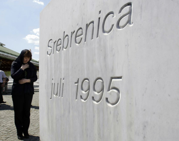 Holandiju zanima tajni dogovor o Srebrenici