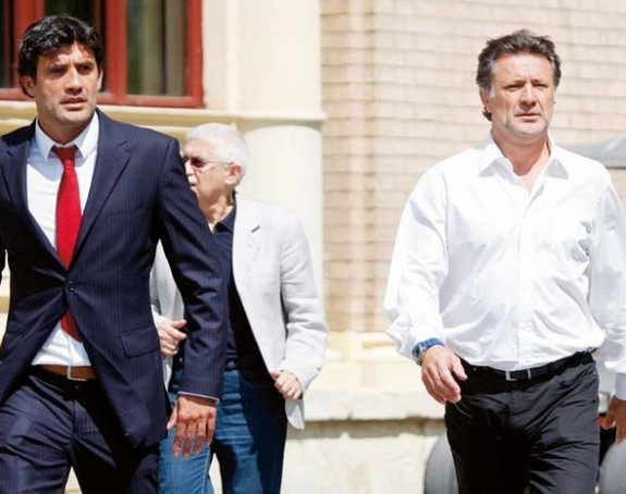 Policija ''češlja'' kuće Mamića!