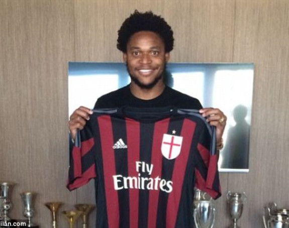 Milan doveo i Luiza Adrijana!