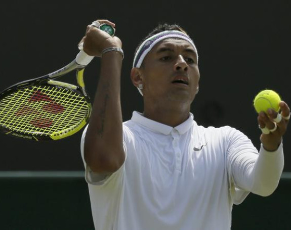 Na Vimbldonu zabranjena i zvanična traka?!