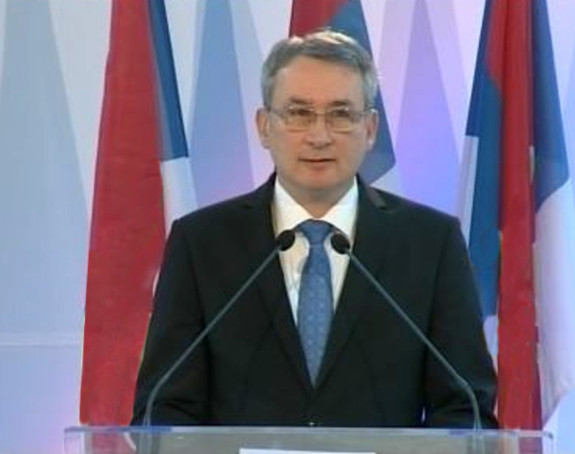 " 9. januar nam niko ne može zabraniti!"