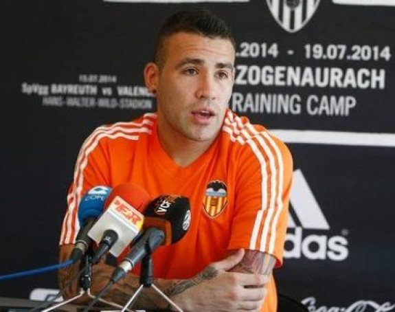 Otamendi bi iz Valensije da ide u Junajted!