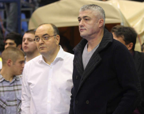 Analiza: Ima li pilota u Partizanovom avionu?!