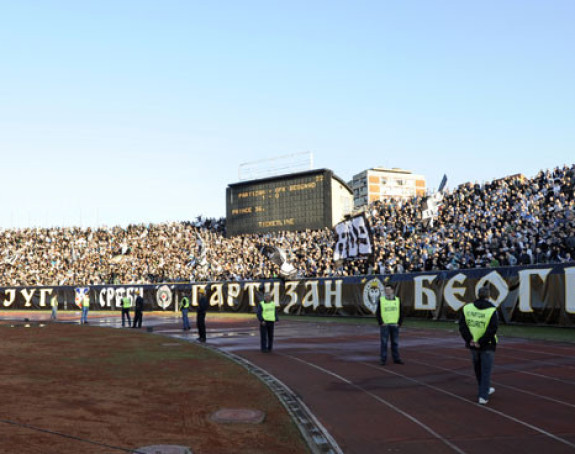 Grobari: Juriš u slavu naši heroji!