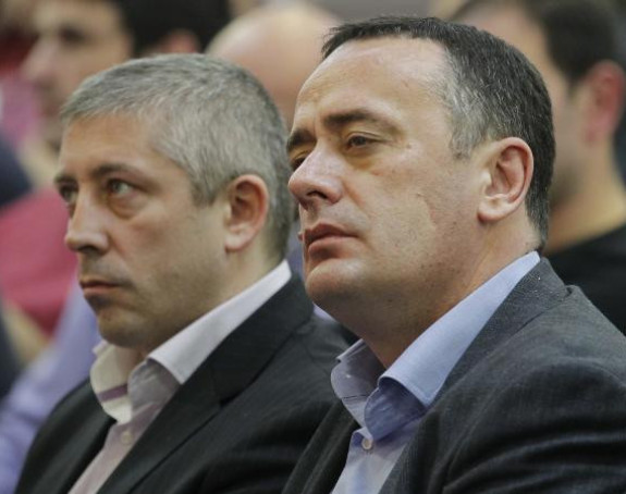 Шта се ово дешава?! И министар напустио Звезду!