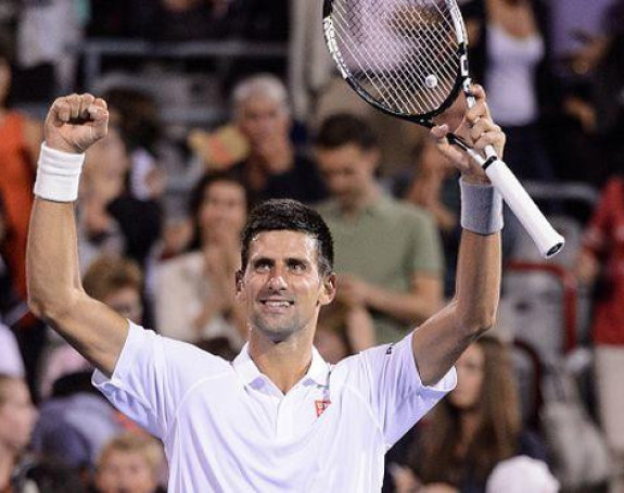 Novak iz provalije do polufinala Montreala!