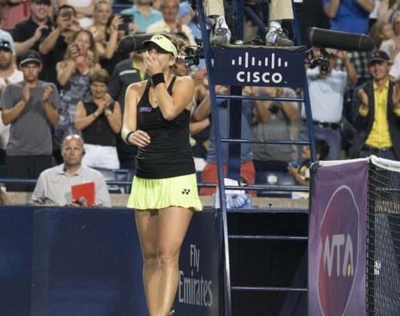 Toronto: Halep se predala, trofej za Belindu Benčić!
