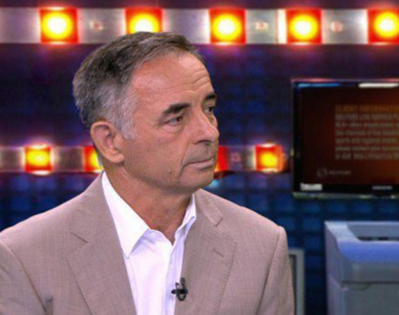 Prekinut intervju s Pupovcem o ćirilici