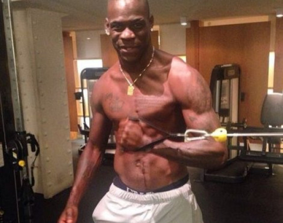 Baloteli prošao preglede u Milanu!