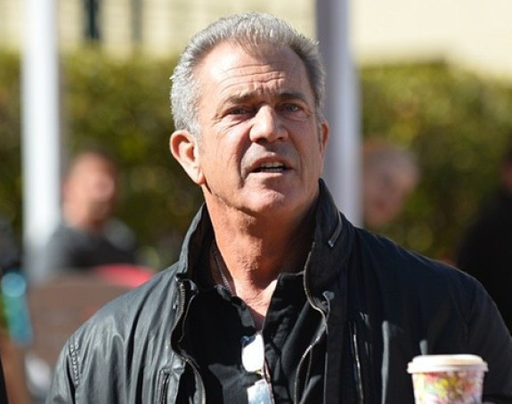 Mel Gibson napao foto-reportera?