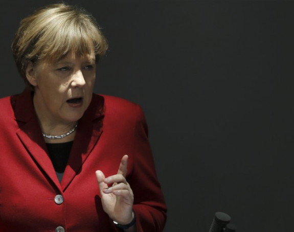 Merkel opominje EU: Izbjeglice ili će Šengen na dnevni red