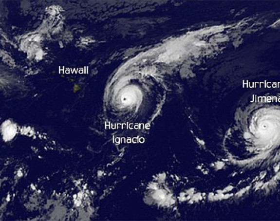 Три урагана у Пацифику