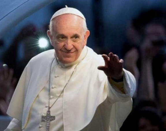Рим: Папа Фрањо у шопингу у центру града 