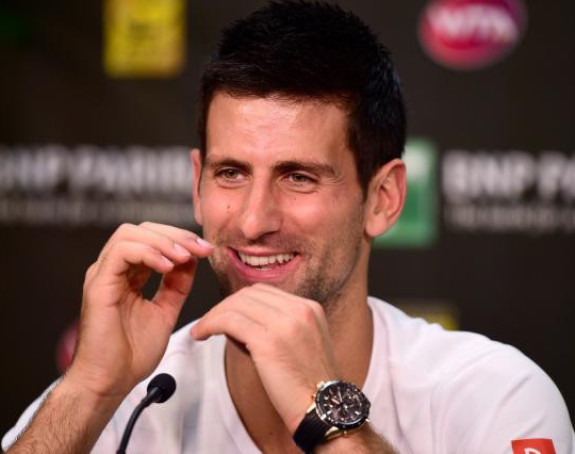 Novak novinaru: Izvinite što sam vas probudio!