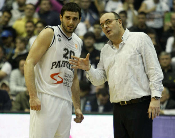 Na Partizanovoj klupi Božić Pera, istorija kaže biće trener alal vera!