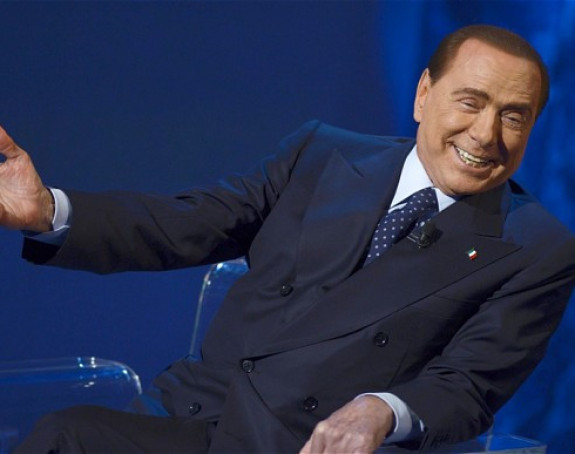 Берлускони три године не може у Украјину