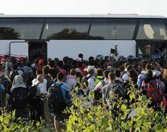 Hrvatska odvozi migrante Mađarima
