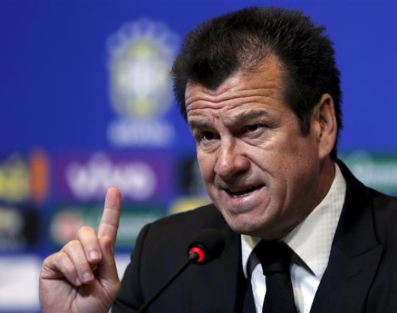 Dunga izbacuje crkvu iz brazilskog tima!