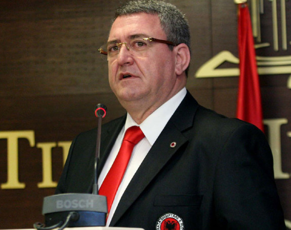 Albanci: Srbi, čekamo vas s poštovanjem!