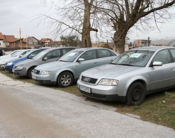 У Тузли одузето 110 половних аутомобила