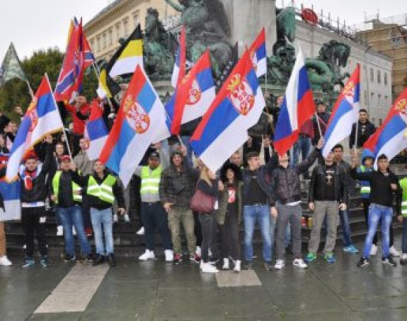 Okupili se Srbi u Beču za meč Albanija - Srbija!