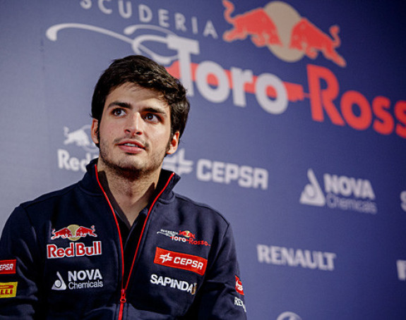 Ф1: Саинс остао у болници, али можда вози трку?!