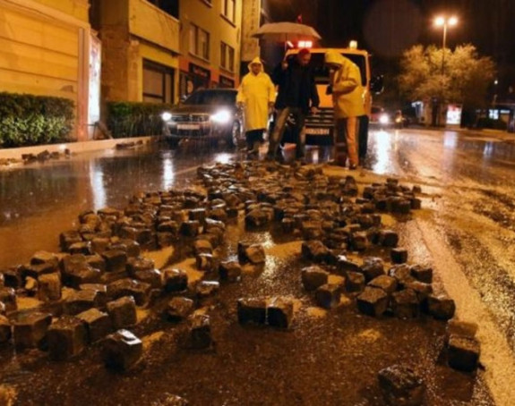 Potop u Hrvatskoj, ostrva odsječena